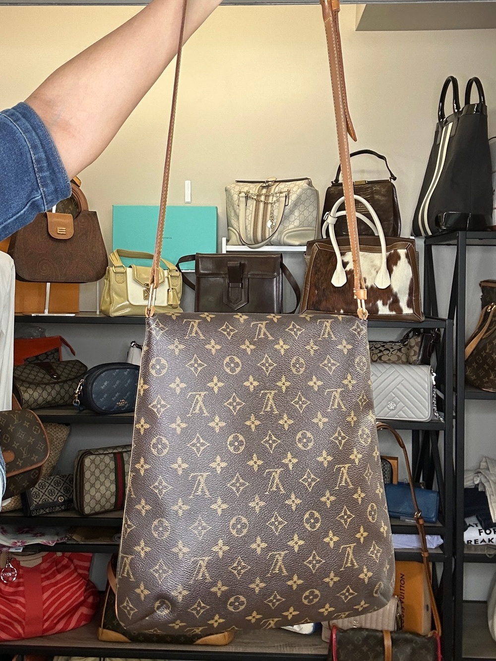 Louis Vuitton Musette Salsa GM Monogram Crossbody Bag | LM0036 (2000) with COA - Picture 5 of 14